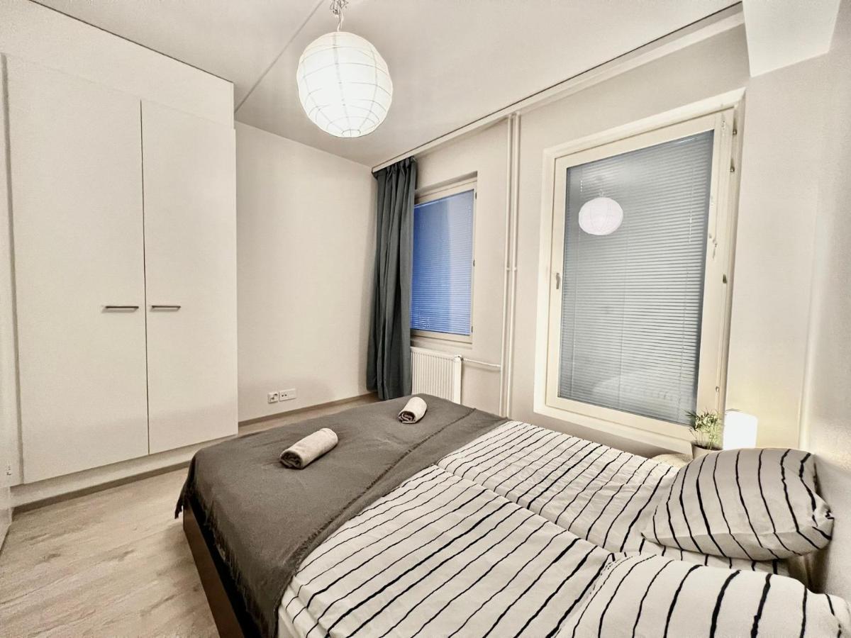 Easy Stay Rooms & Apartments Near Airport Vantaa Extérieur photo
