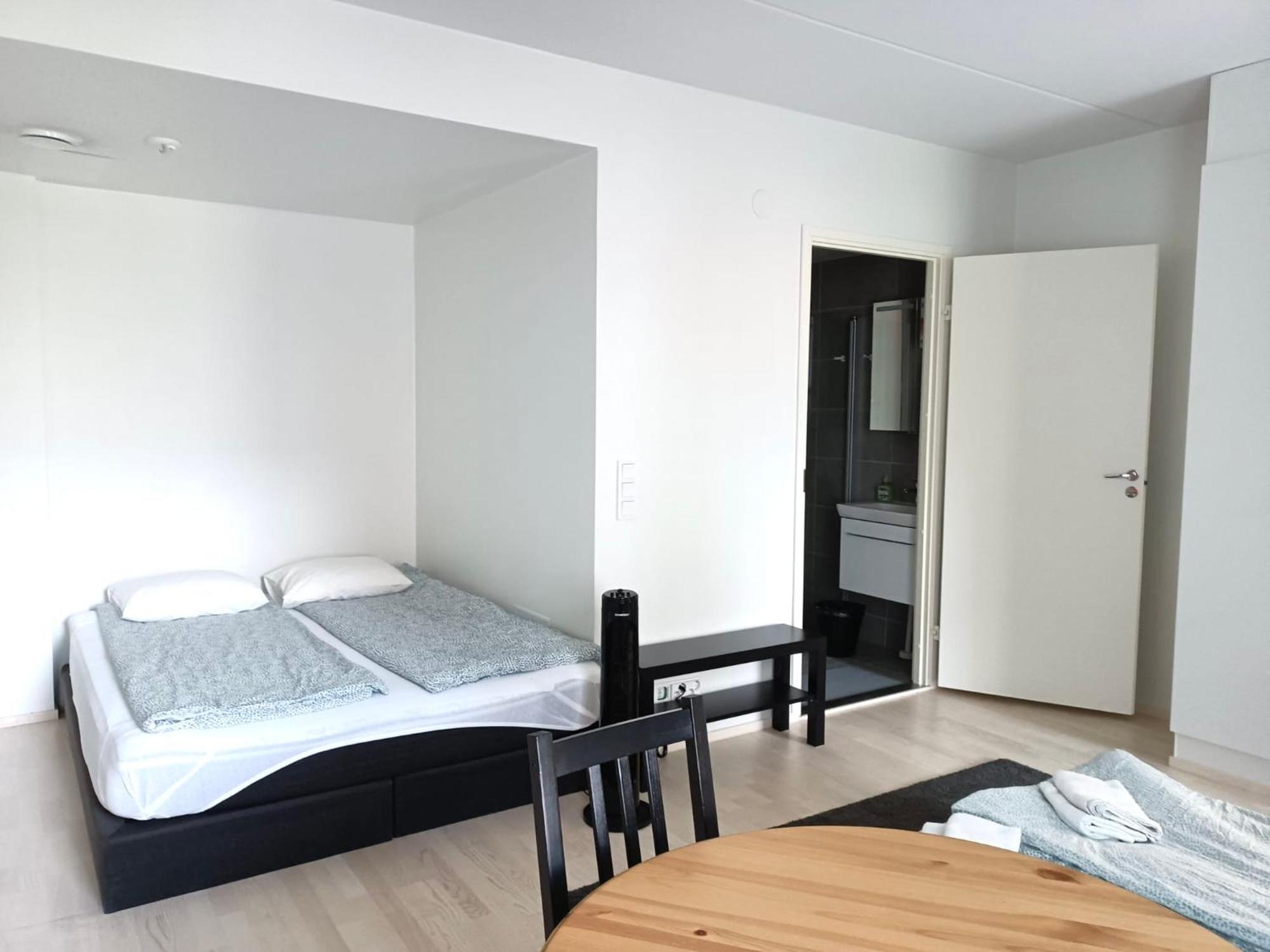 Easy Stay Rooms & Apartments Near Airport Vantaa Extérieur photo