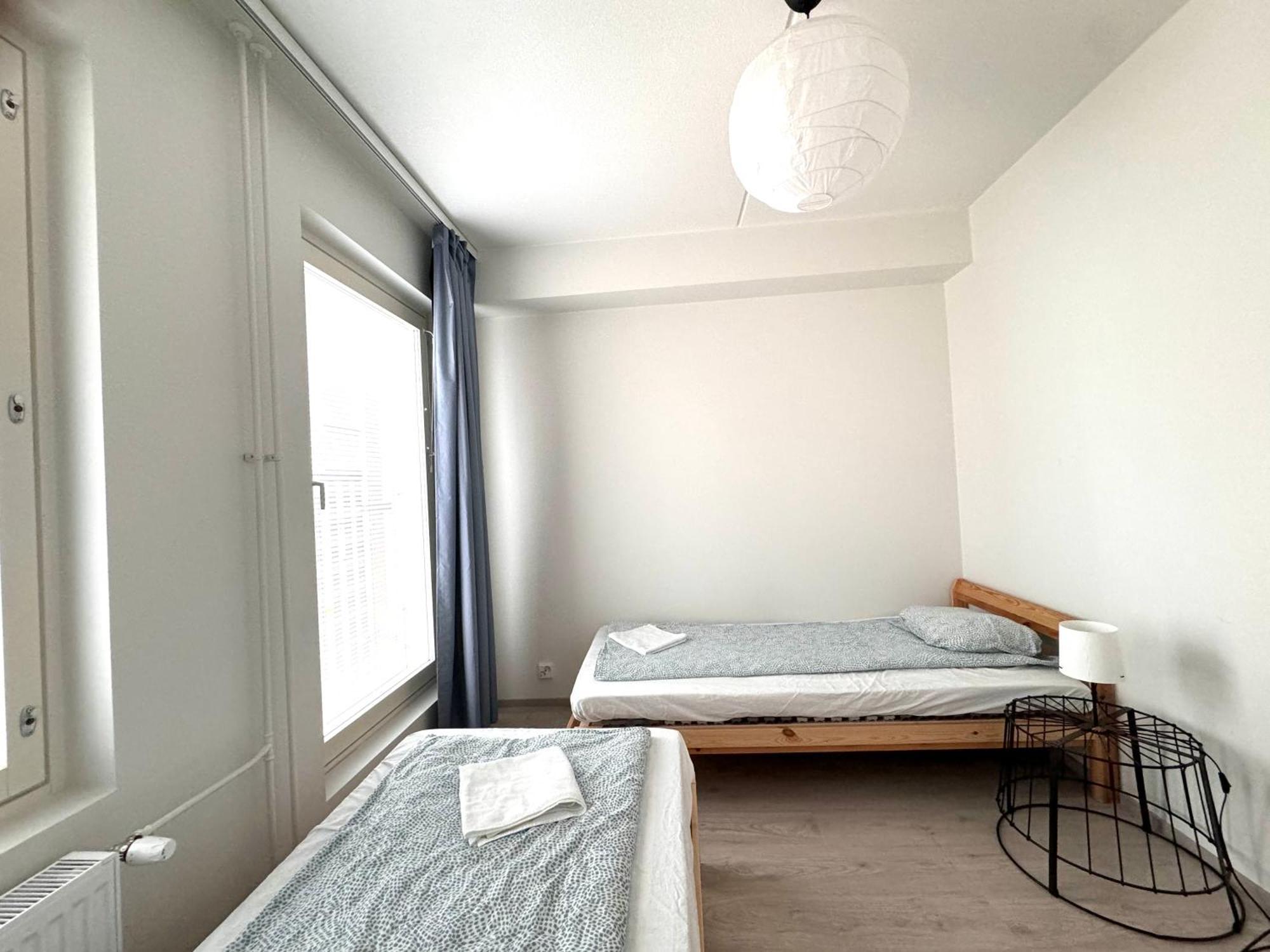 Easy Stay Rooms & Apartments Near Airport Vantaa Extérieur photo
