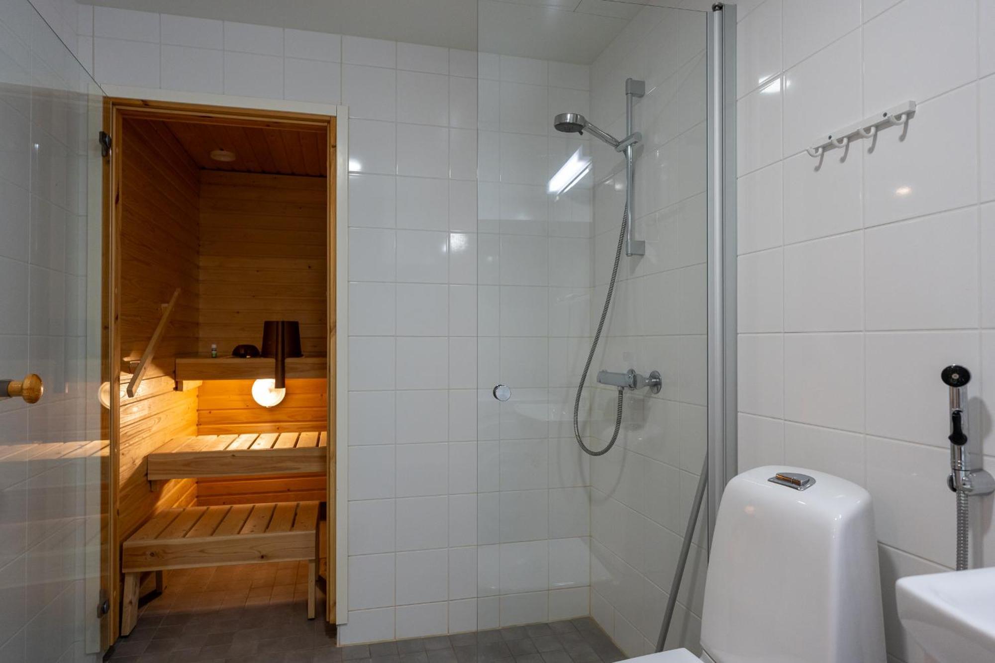 Easy Stay Rooms & Apartments Near Airport Vantaa Extérieur photo