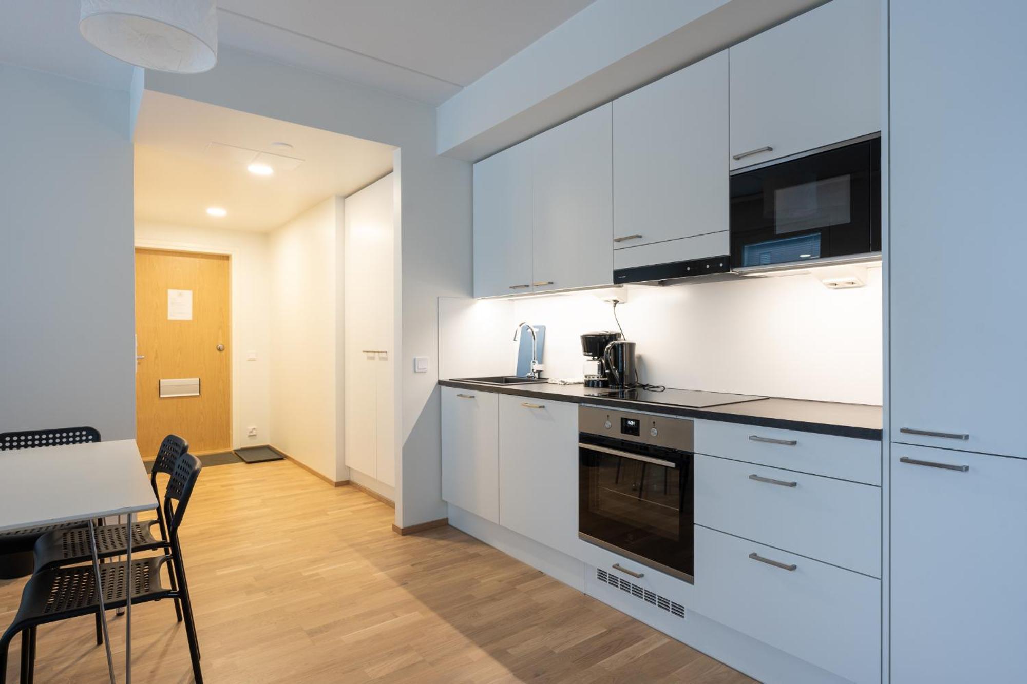 Easy Stay Rooms & Apartments Near Airport Vantaa Extérieur photo