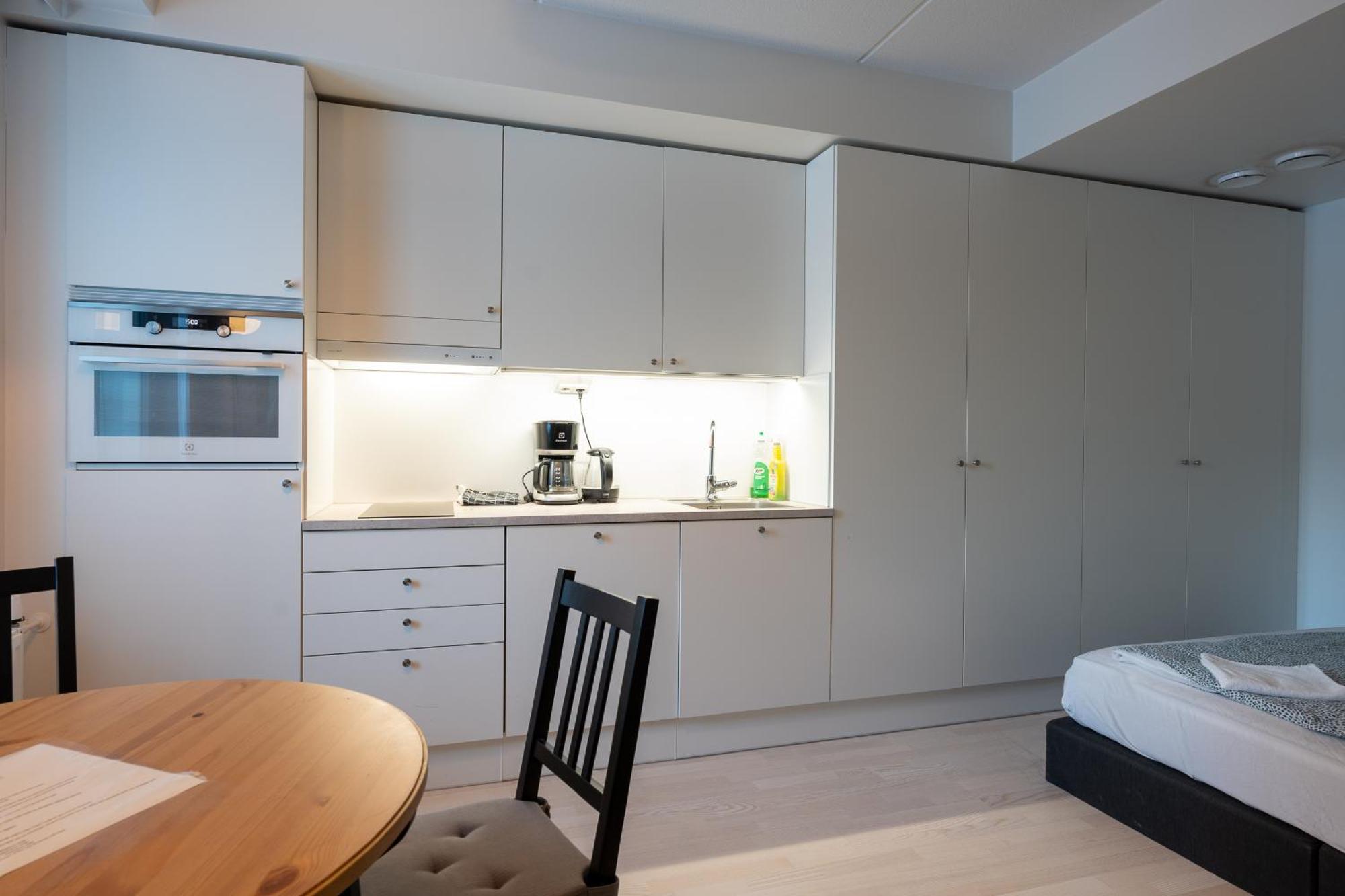 Easy Stay Rooms & Apartments Near Airport Vantaa Extérieur photo